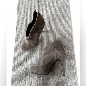 Jessica Simpson Gray Taupe Suede High Heel Boots Booties Size 7